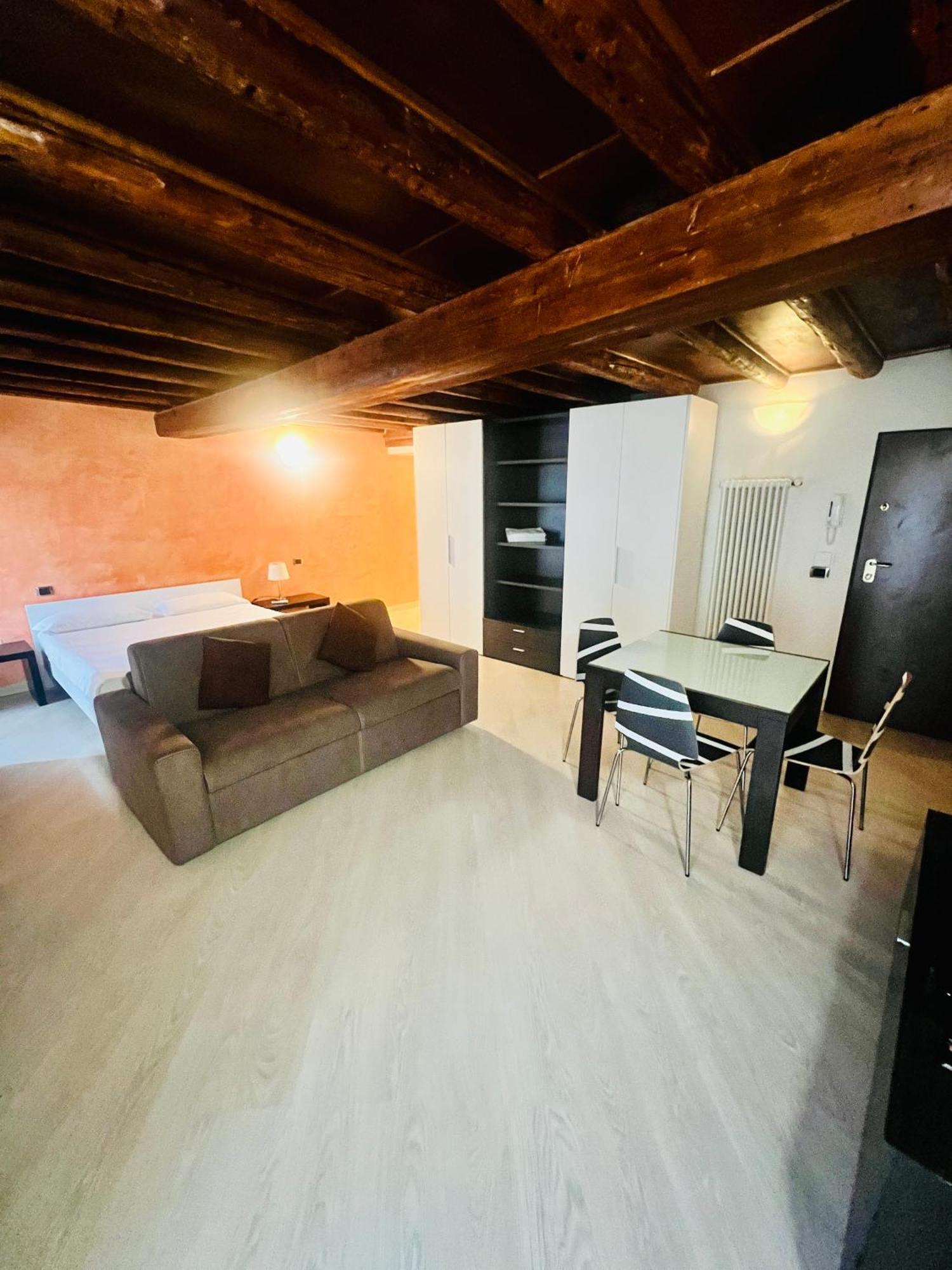 Room Verona Ai Duchi المظهر الخارجي الصورة